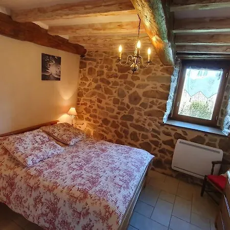 La Grange D'ardichen Vue Sur Les Montagnes *