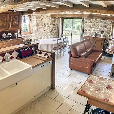 Casa de Férias La Grange D'ardichen Vue Sur Les Montagnes *