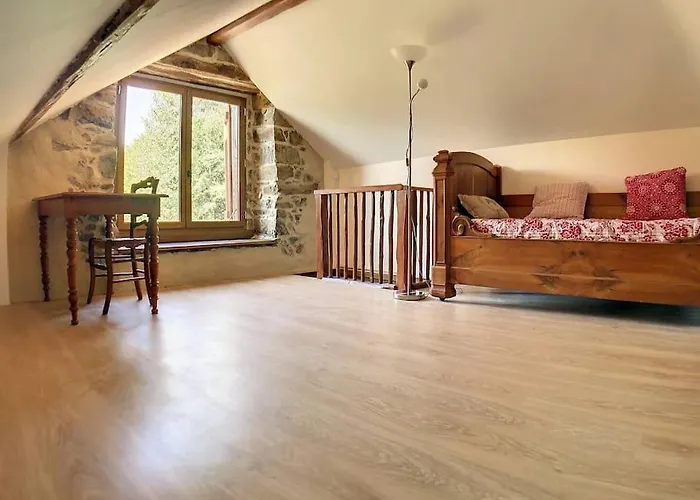 Tatil Evi La Grange D'ardichen Vue Sur Les Montagnes