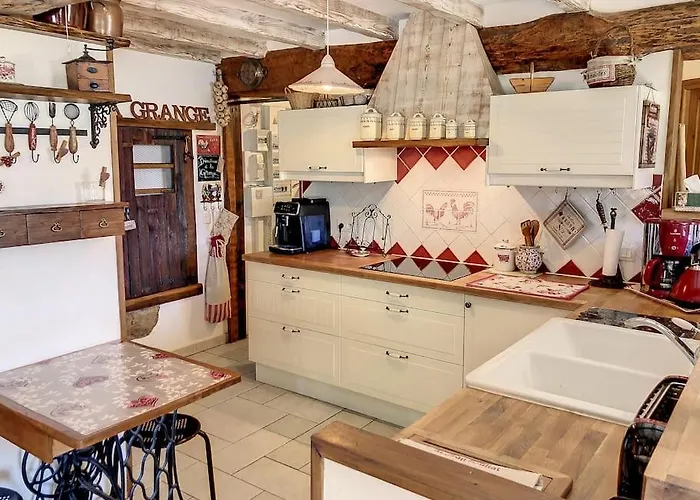 La Grange D'ardichen Vue Sur Les Montagnes *