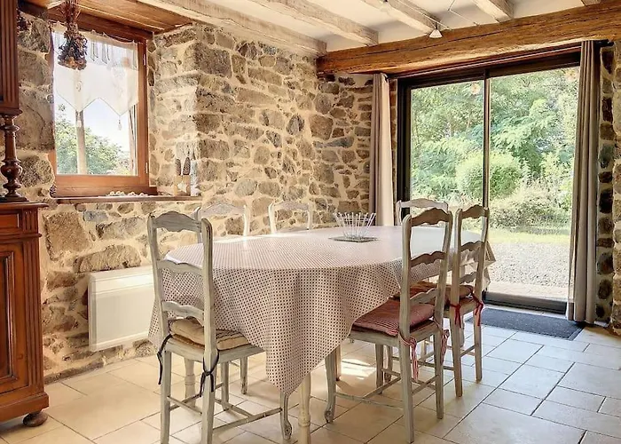 La Grange D'ardichen Vue Sur Les Montagnes Soulan (Hautes-Pyrenees)