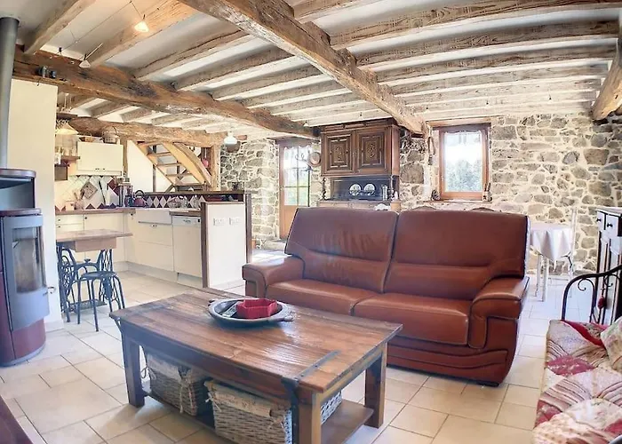 La Grange D'ardichen Vue Sur Les Montagnes Tatil Evi *